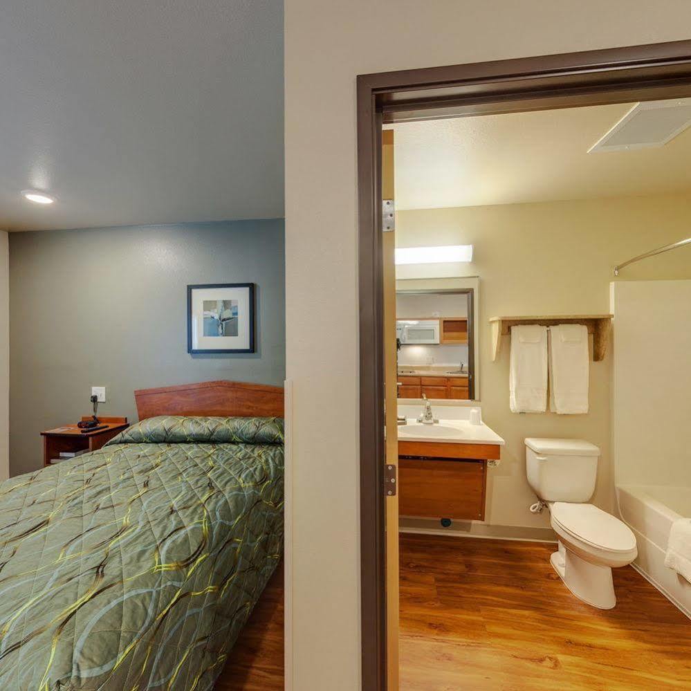 Extended Stay America Select Suites - Indianapolis - Lawrence Indianápolis Exterior foto
