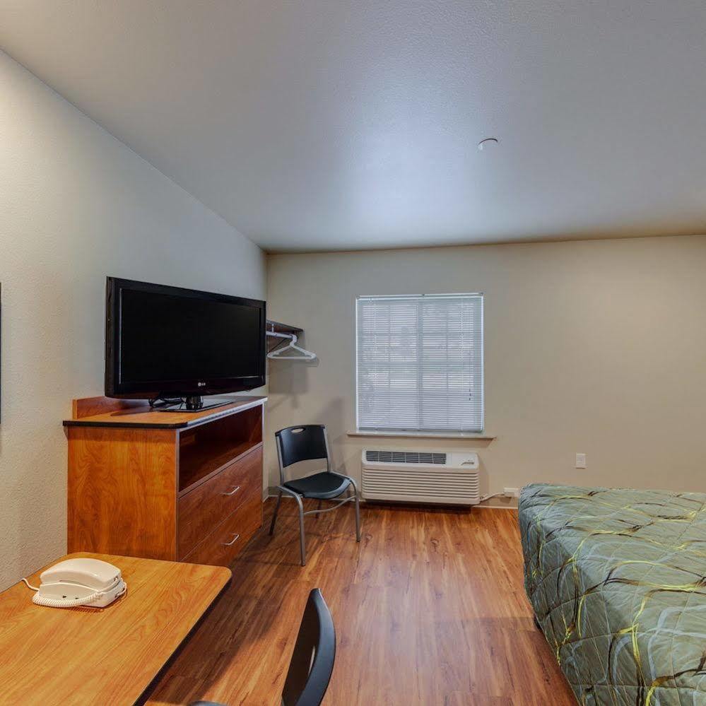 Extended Stay America Select Suites - Indianapolis - Lawrence Indianápolis Exterior foto